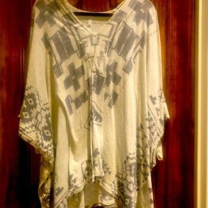 Magnolia Pearl Native American Graphic Poncho Veda